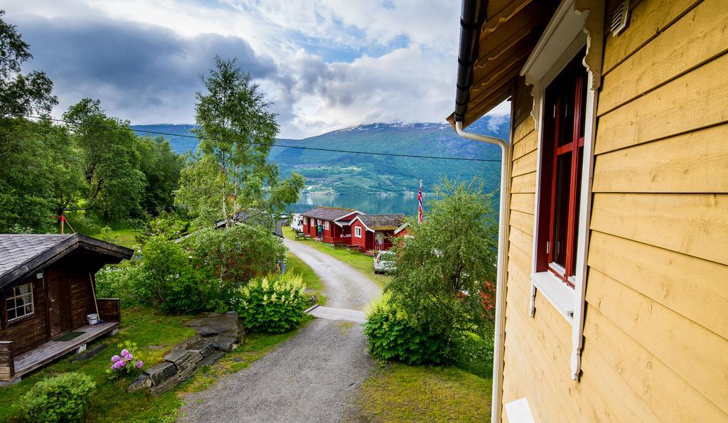 Nesset Fjordcamping Olden Exterior photo