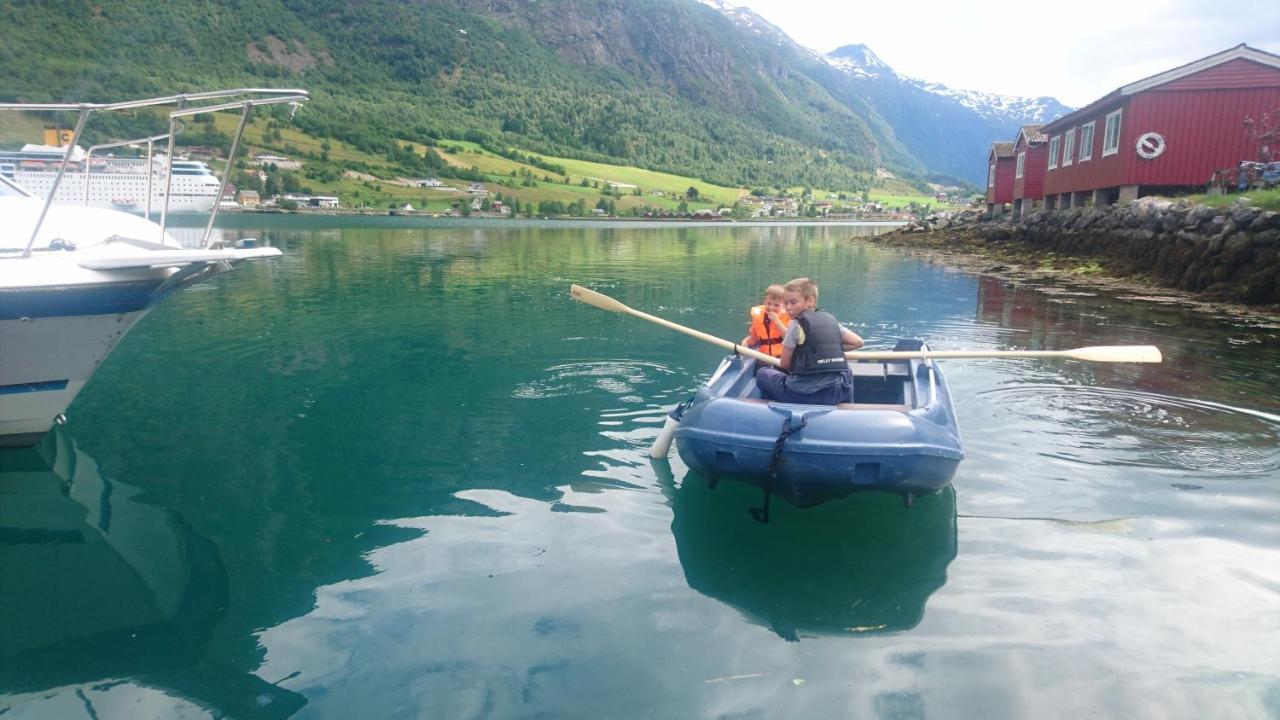 Nesset Fjordcamping Olden Exterior photo